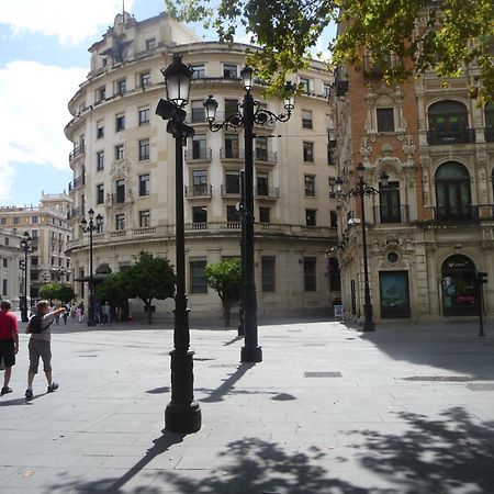 Amplio Apartamento Plaza Nueva セビリア エクステリア 写真