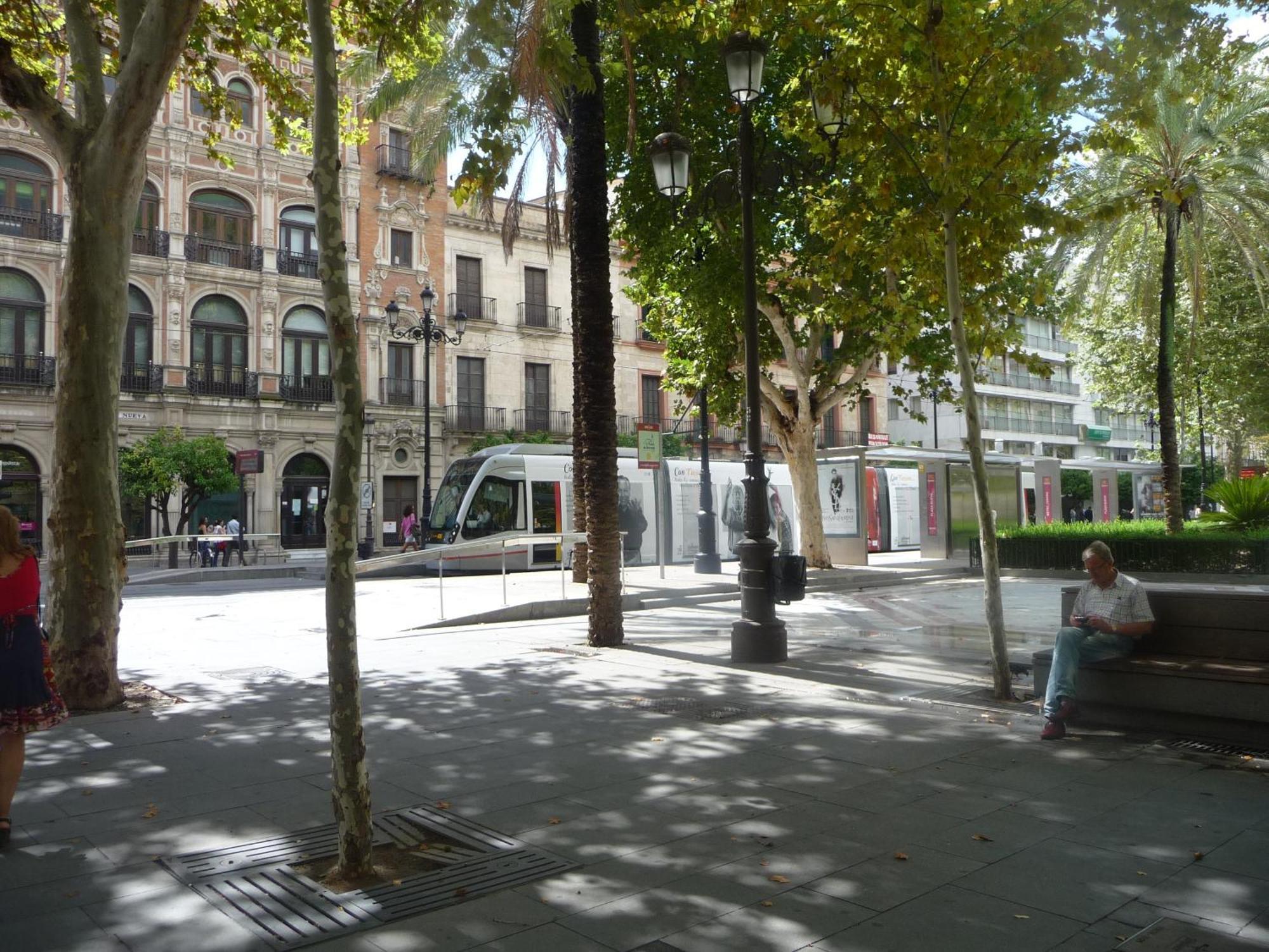 Amplio Apartamento Plaza Nueva セビリア エクステリア 写真